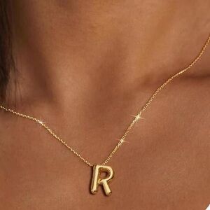 BRAND NEW, STILL IN THE PACKAGE Trendy Bubble Initial Charm and Necklace, “R”